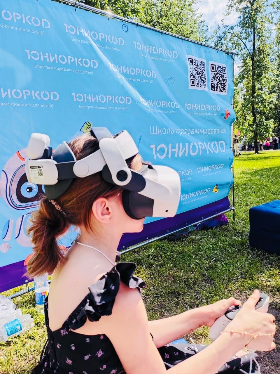 Юные брянцы пробуют себя в роли программистов на фестивале «Город профессий»